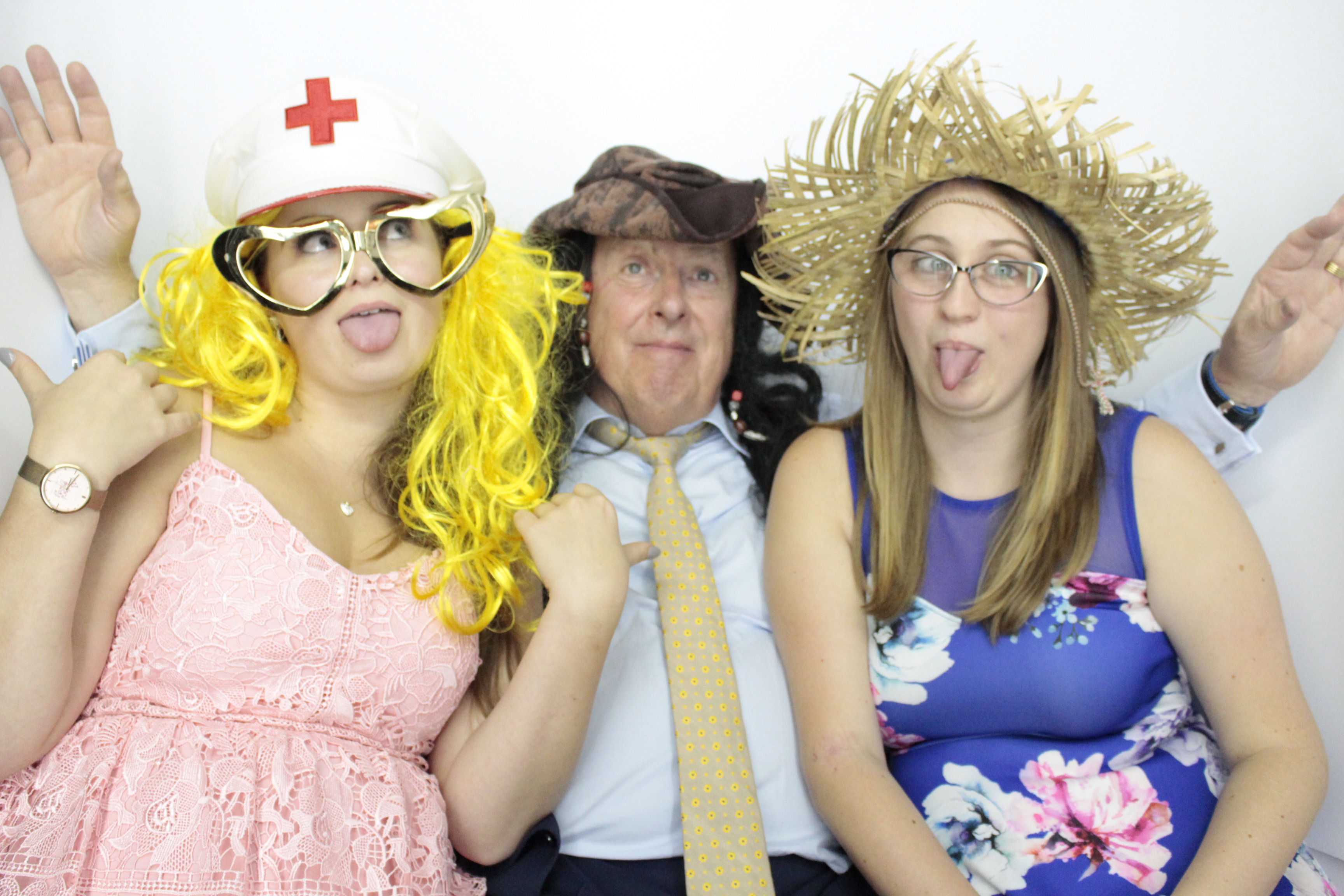 Louise & Dan's Big Day | View more photos from the event at gallery.myphotoboothexperience.co.uk/u/MyPhotoBoothExperienceLtd/Louise-Dans-Big-Day
